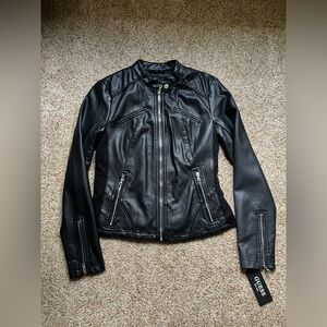 BNWT Guess Women's Sleek Black Vegan Leather Jacket